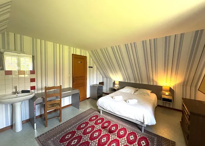 Дом отдыха La Maison Des Pommiers -calme -jardin -jeux *